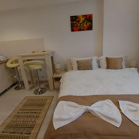 Teo Studio Rin Grand Residence-3